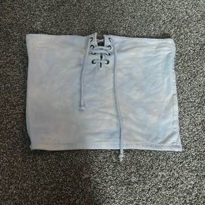 Sky blue/white tube top